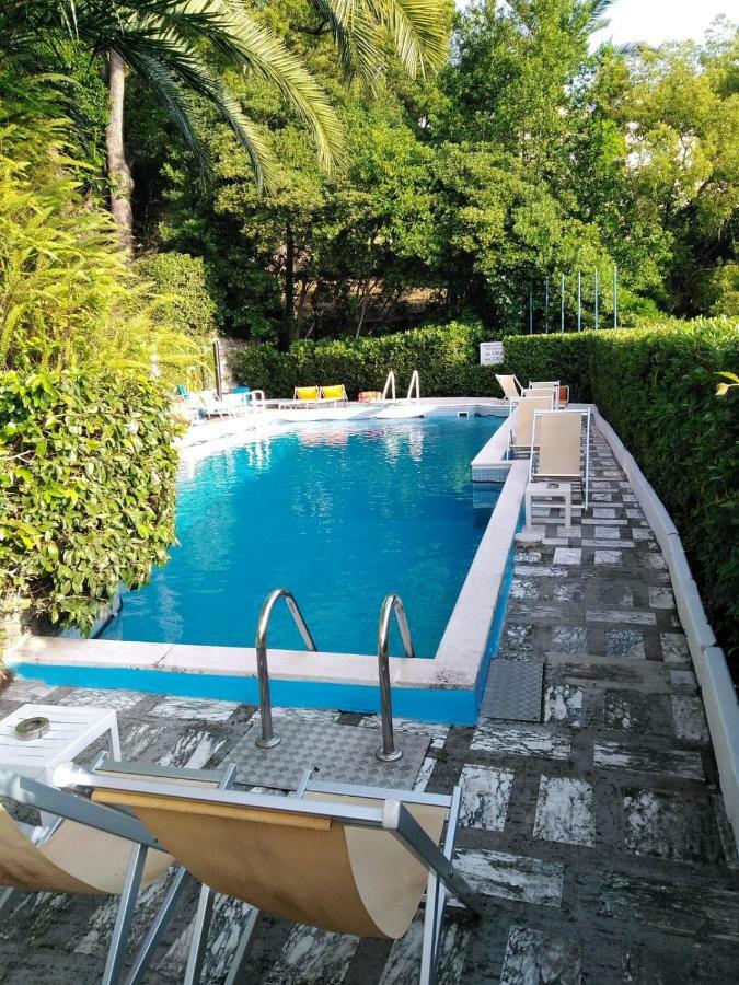 Casa Wendy - Swimming Pool Parking And Wifi Leilighet Rapallo Eksteriør bilde